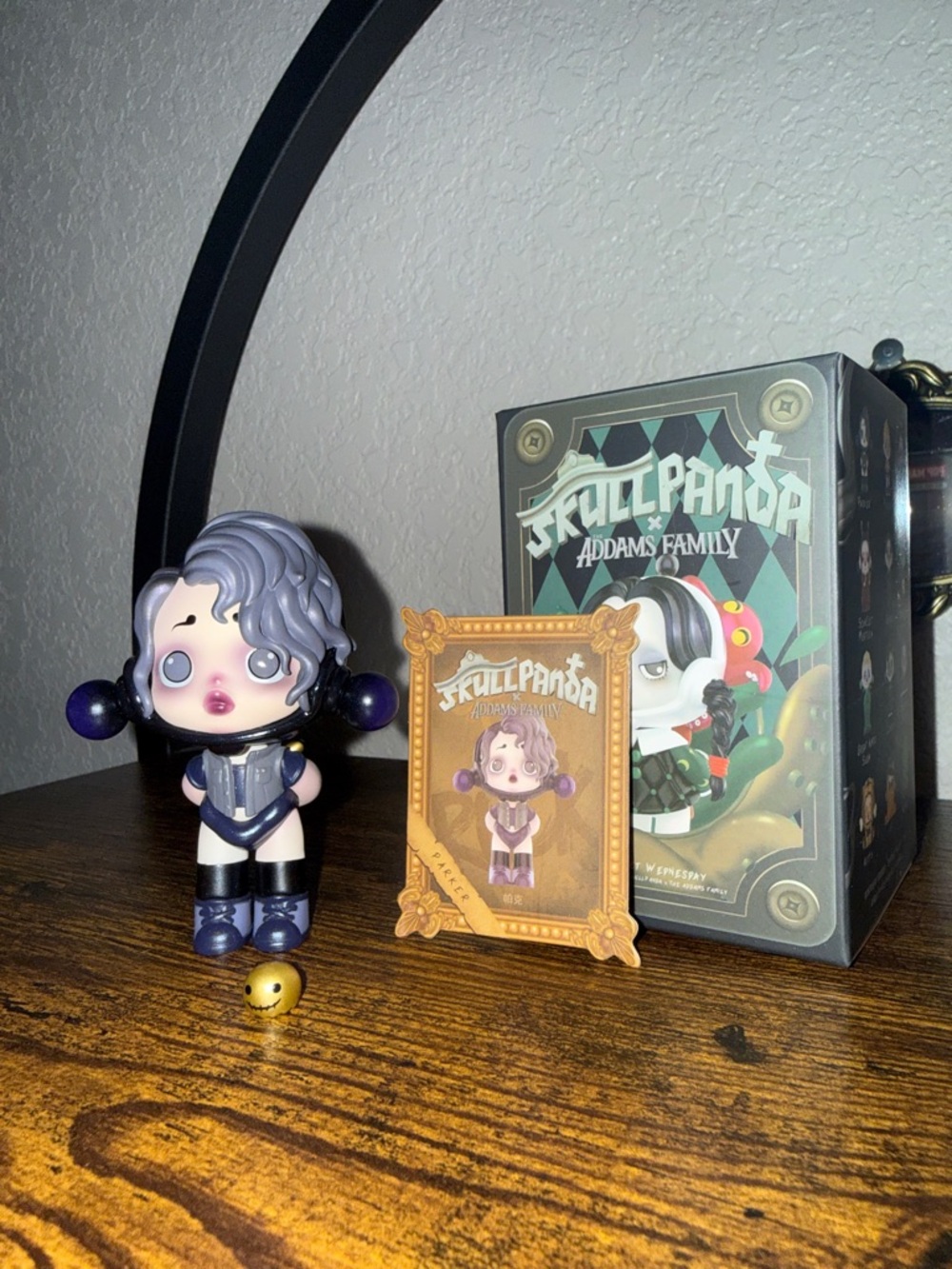 Skullpanda Addams Family - Parker